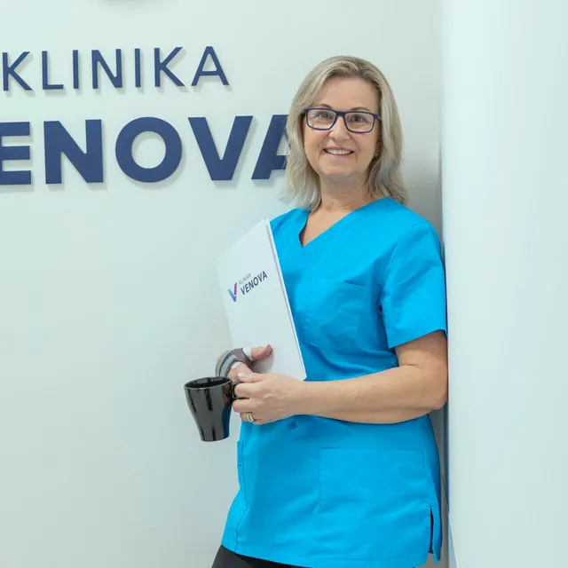 Zdravotní sestra kliniky